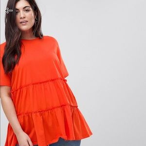 T-shirt with tiered smock hem